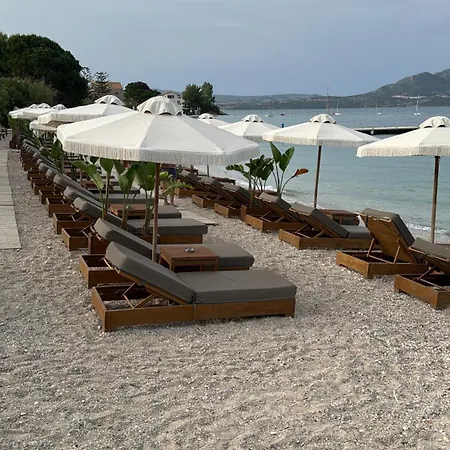 Beachfront Nikiana